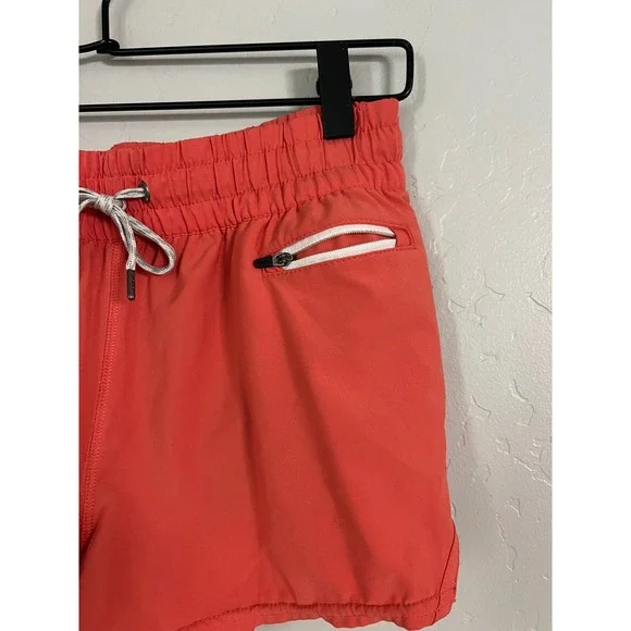 Vuori Clementine 2.0 Running Shorts Coral Orange Womens Medium Athletic Gym - Picture 2 of 6